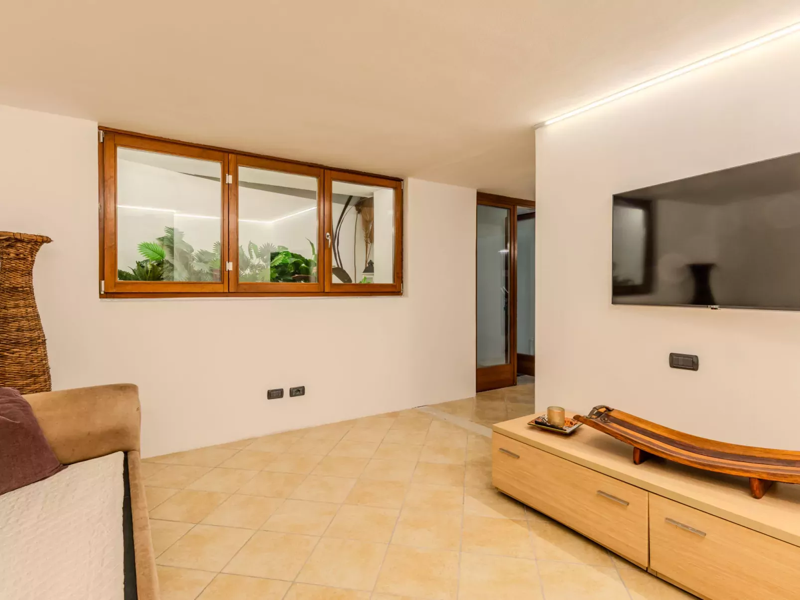 Belvedere-Inside