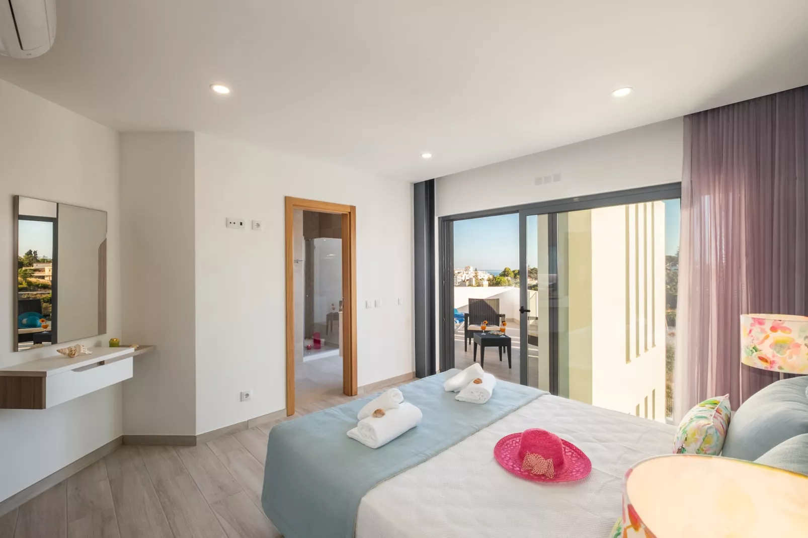 Villa Charlotte-Bedroom