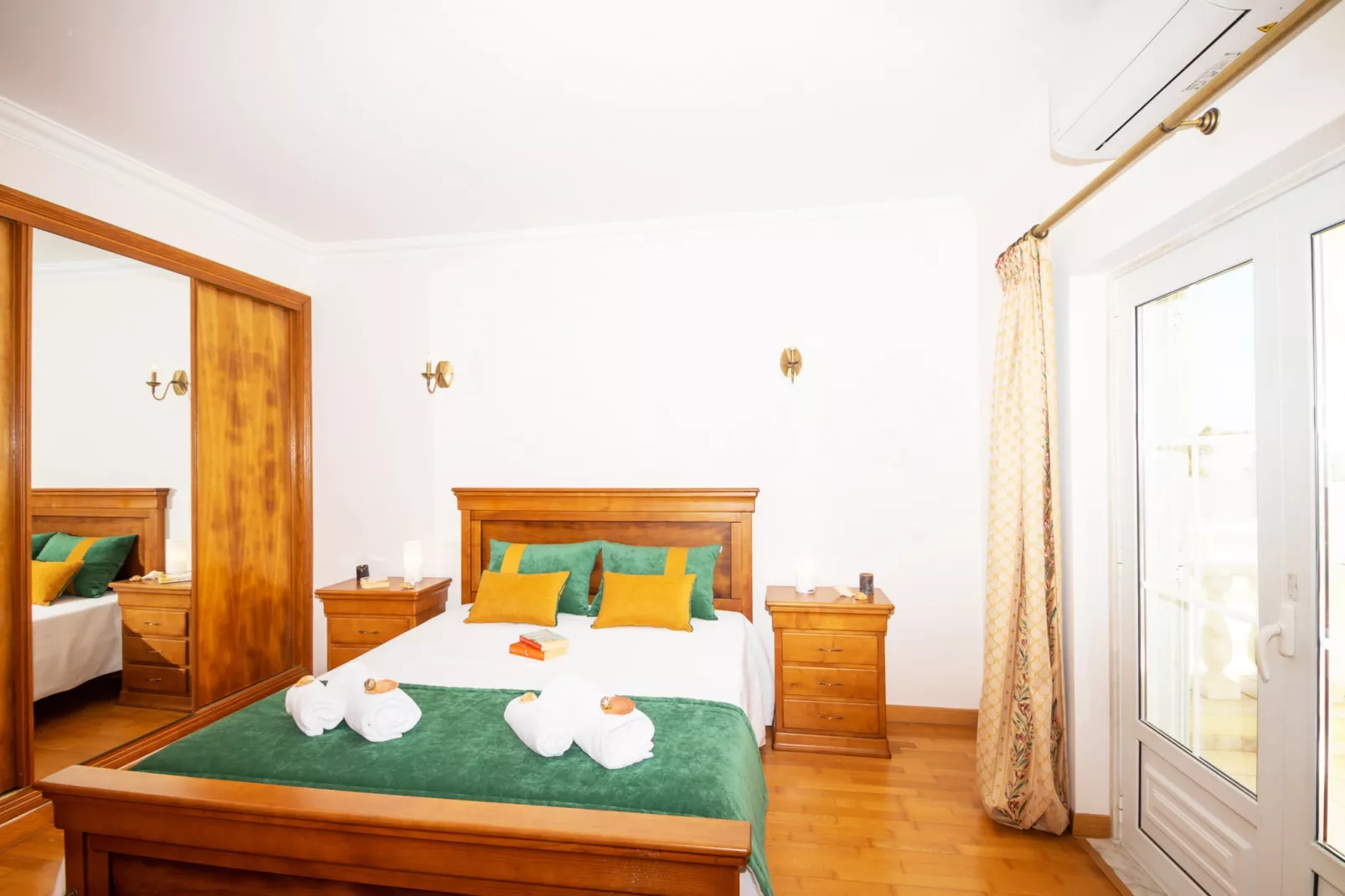 Villa Casa Castelo-Bedroom