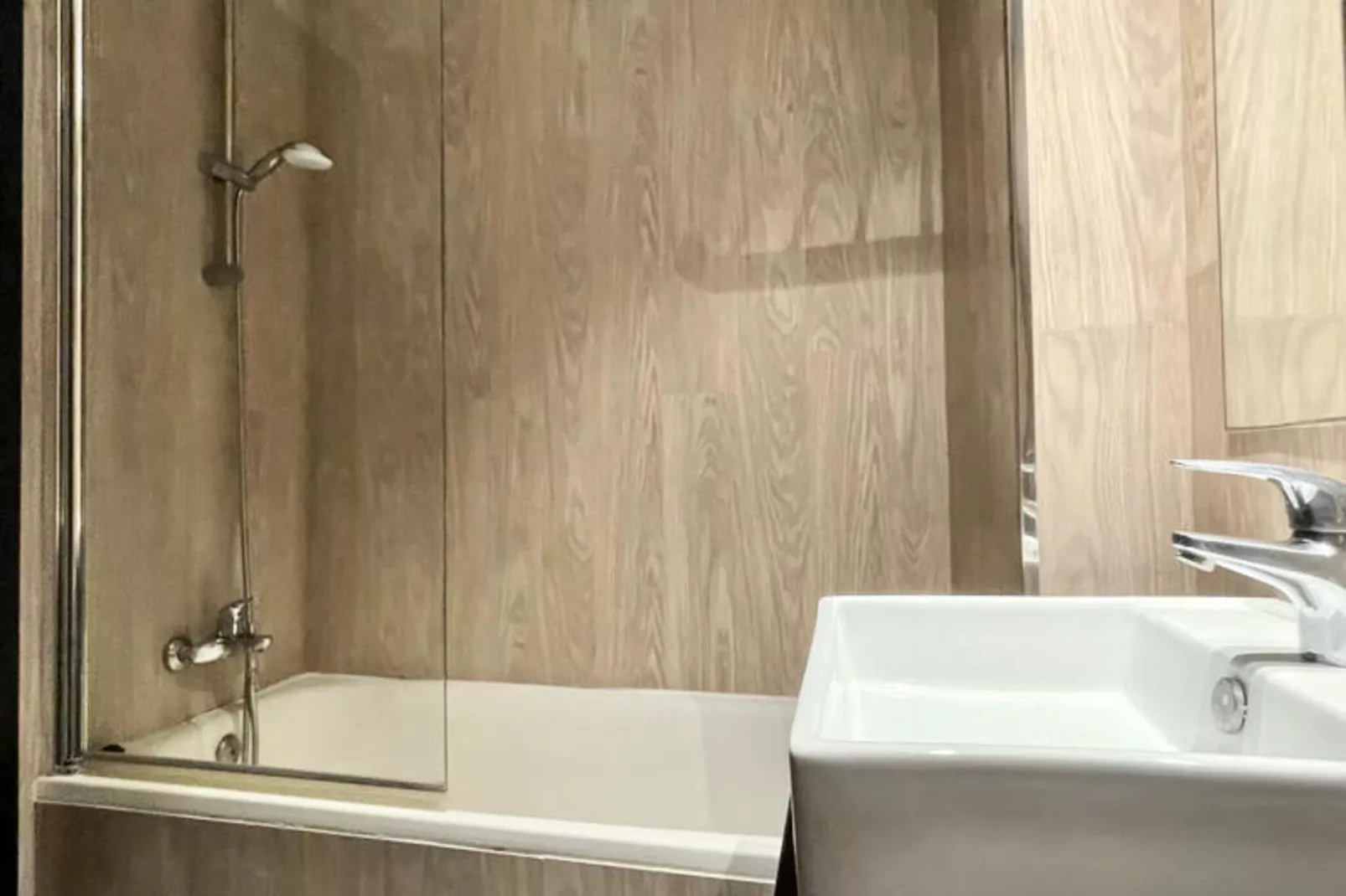 Appartements à L'Estartit-Bathroom