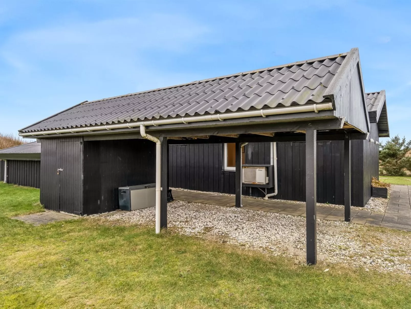 "Erblin" - 400m from the sea-Dehors