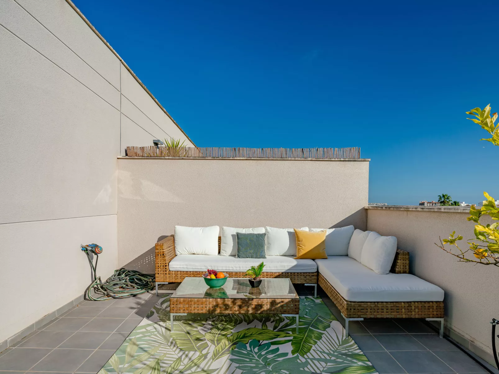 Arenal Boutique Suite-Inside