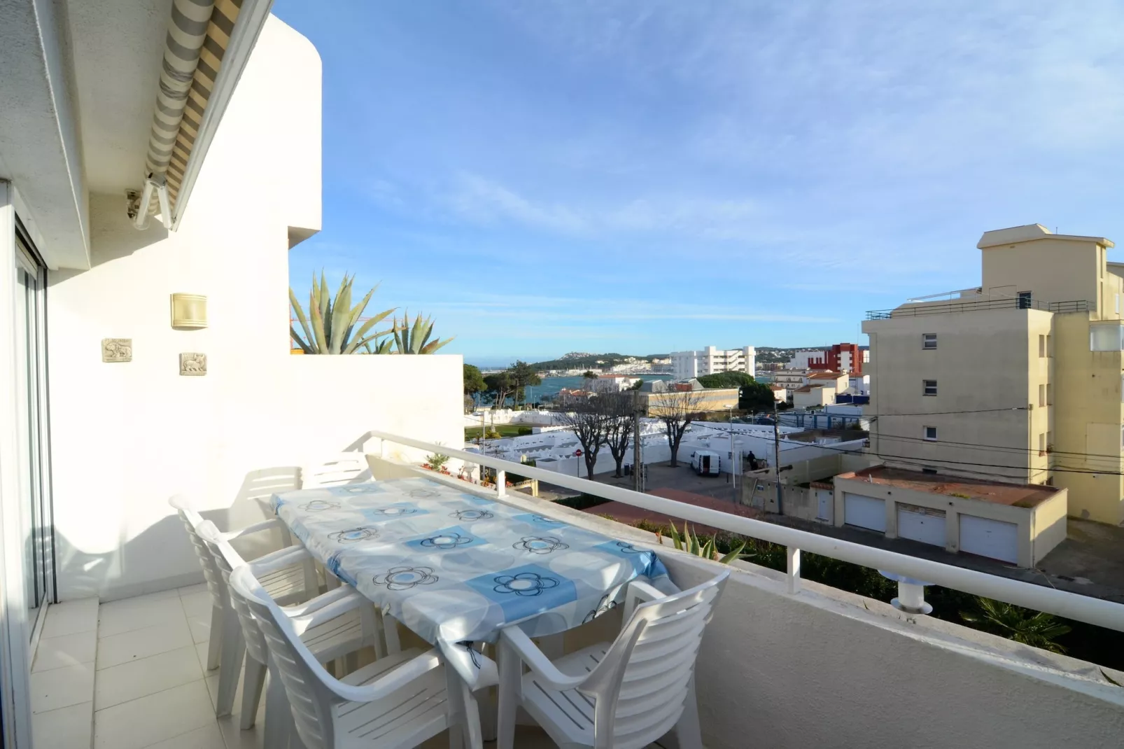 CARAVEL·LES-Terrasse
