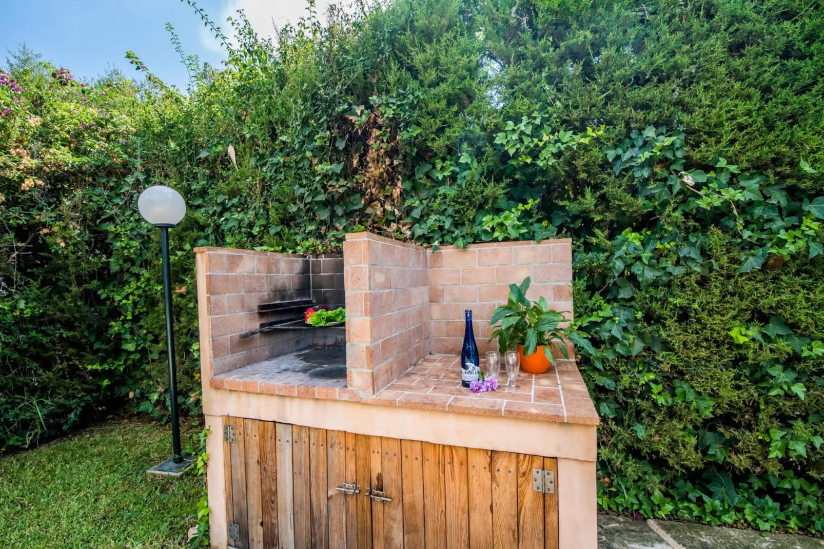Casa Pequeña-Outdoor