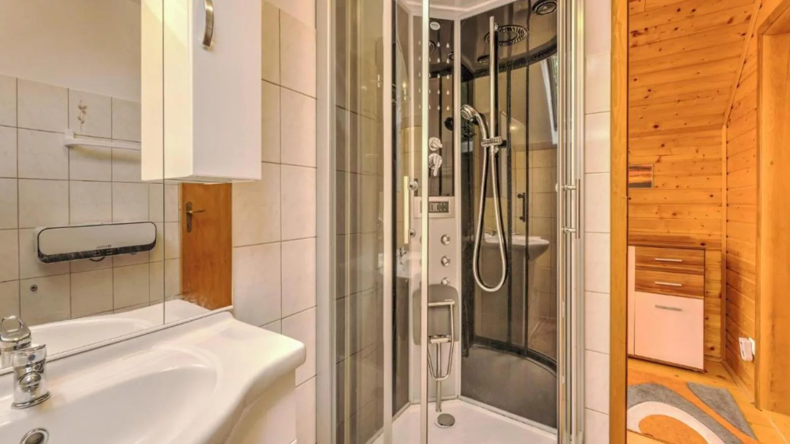 Karawankenpanorama-Bathroom