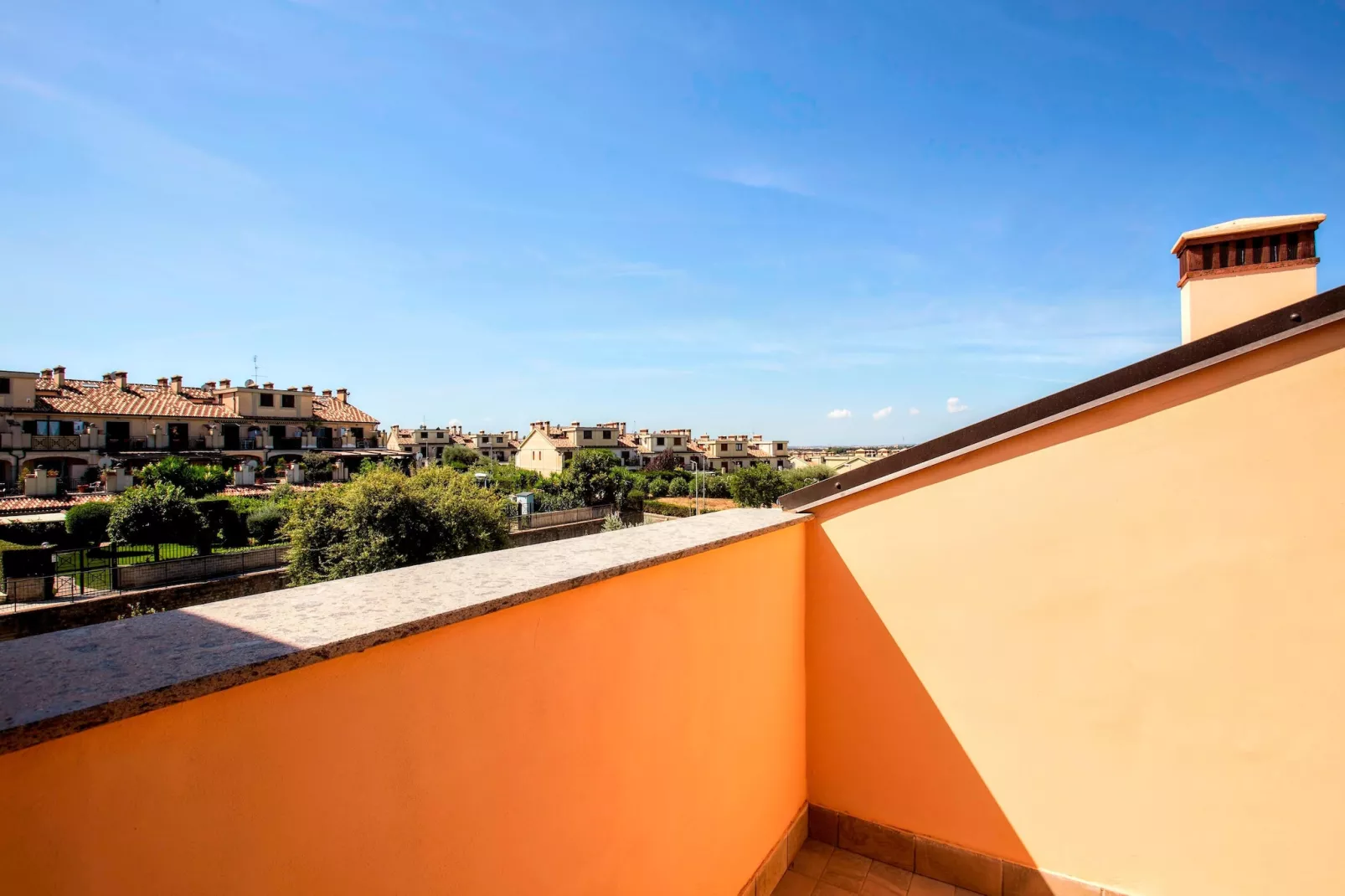 Quadrilocale vista giardino 217-Terrace balcony