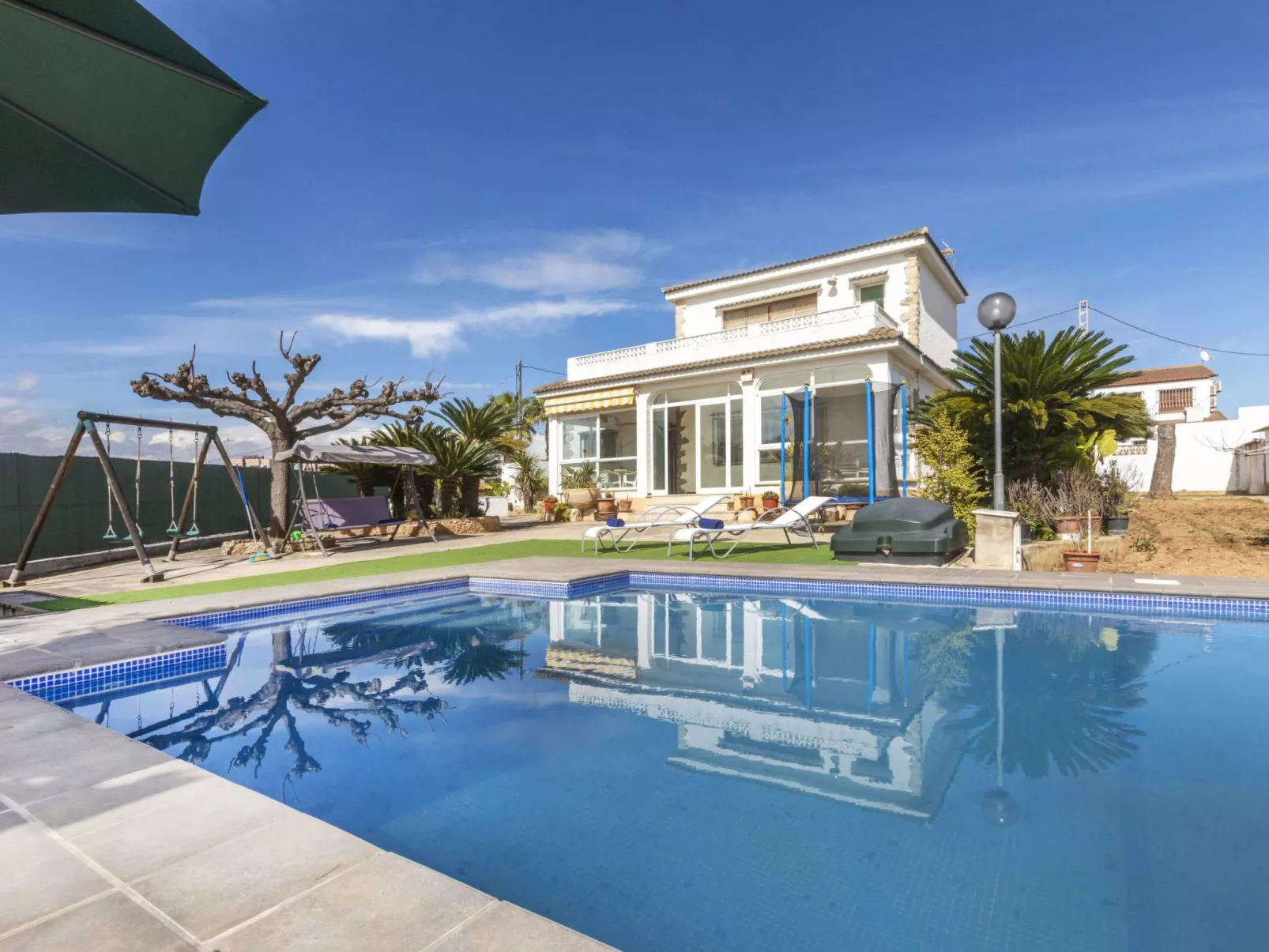 Villa Pepin-Outside