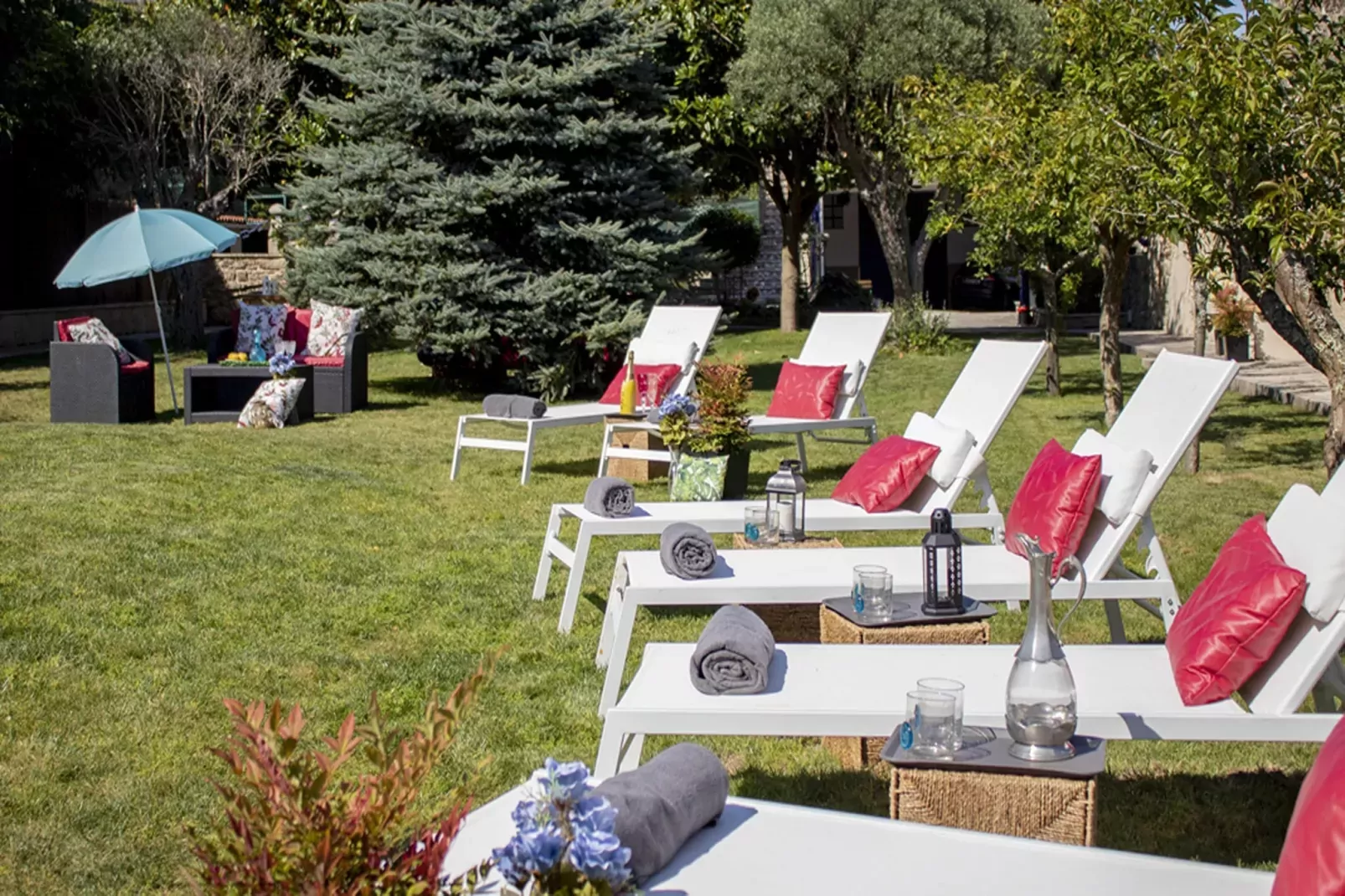 Villa Rosa- Luxury Singular-Jardin d'été