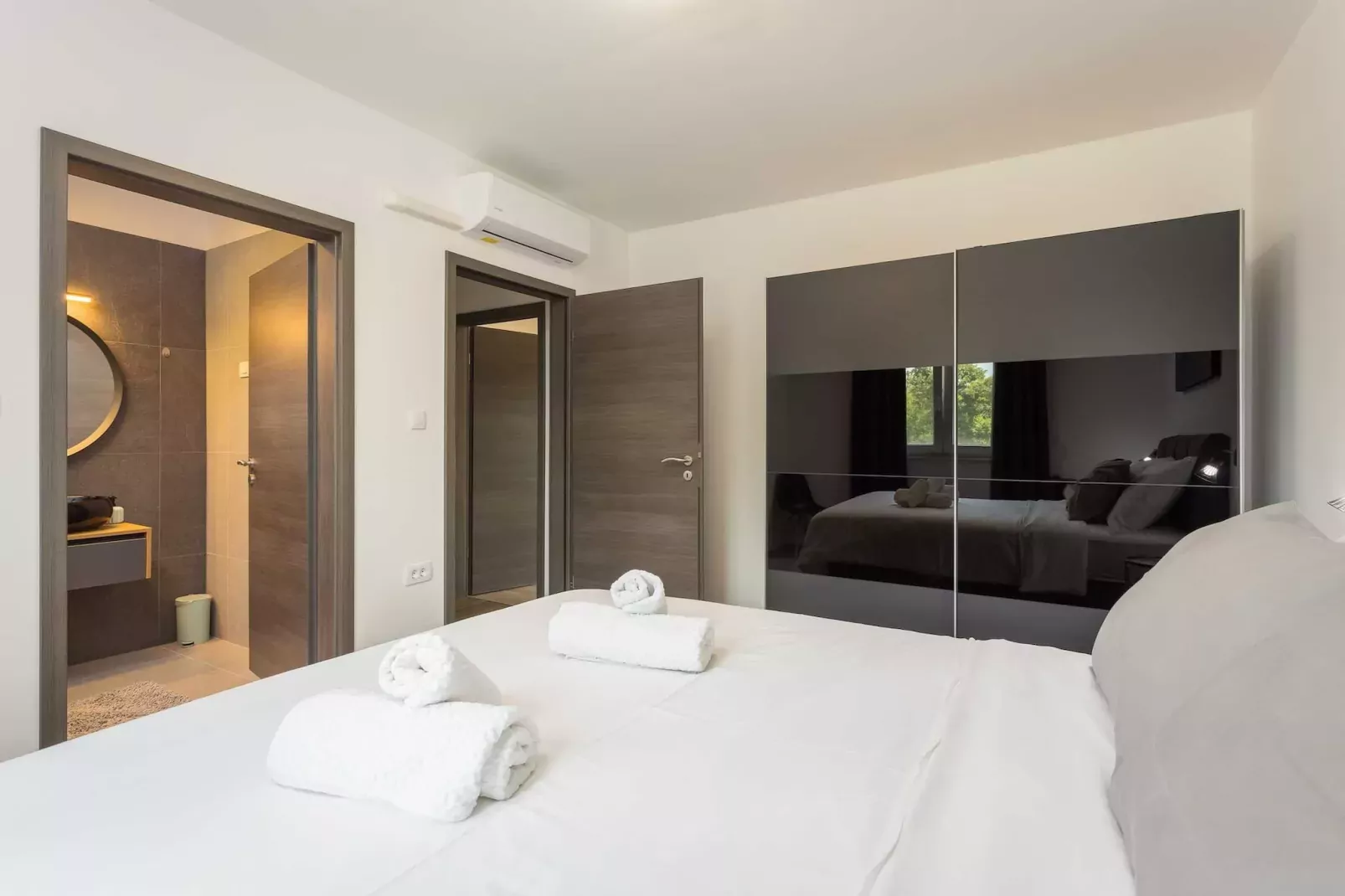 Holiday Home Greta with Private Pool-Bedroom