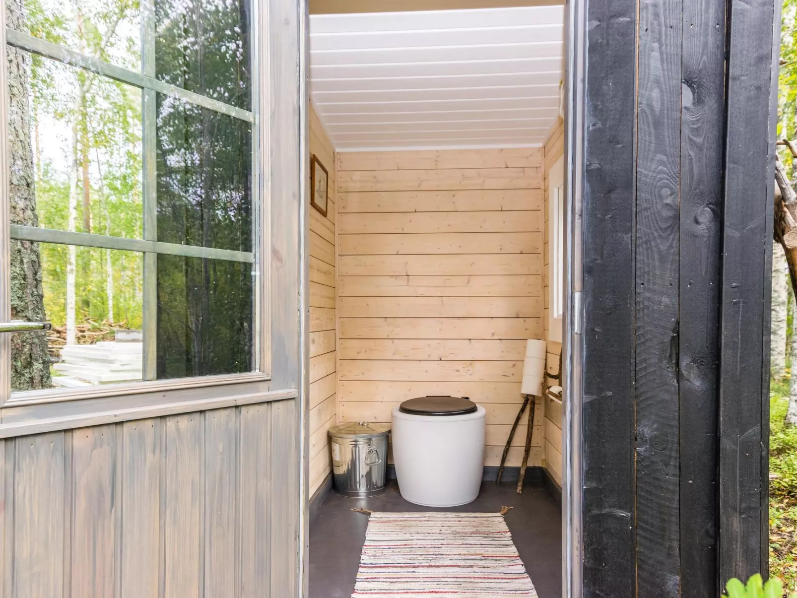 Villa saimaan joutsenlahti-Drinnen