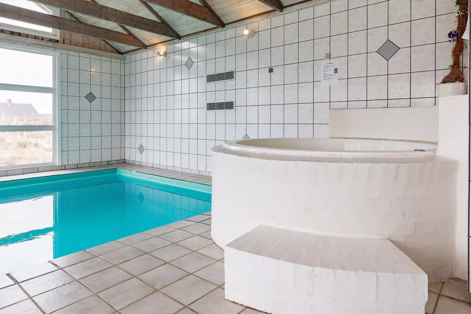 8 person holiday home in Blåvand-By Traum-Spa