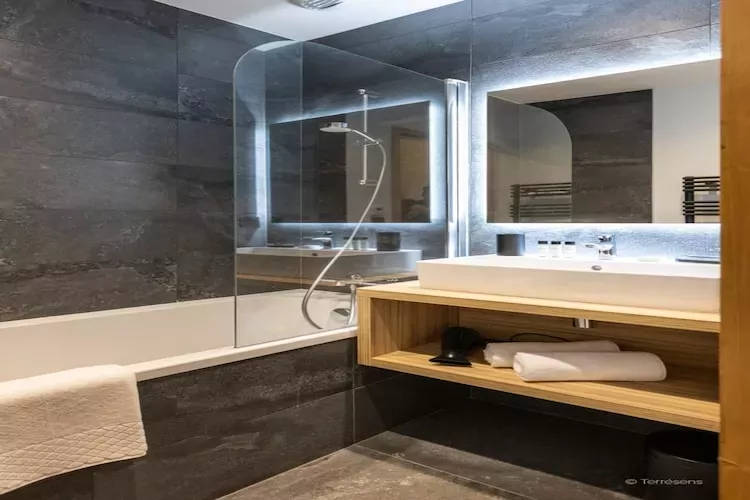 CHAPELLE DABONDANCE Le Flocon Blanc A50P-Badezimmer
