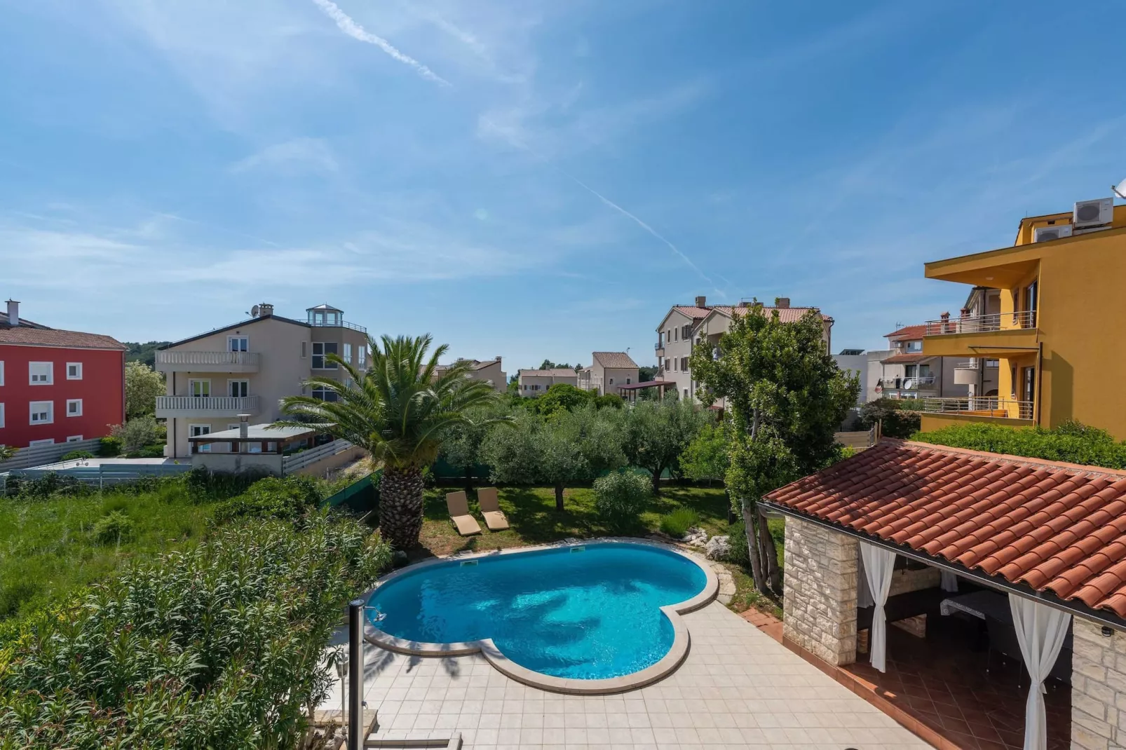 Villa Beauty with Private Pool-Terrace balcony