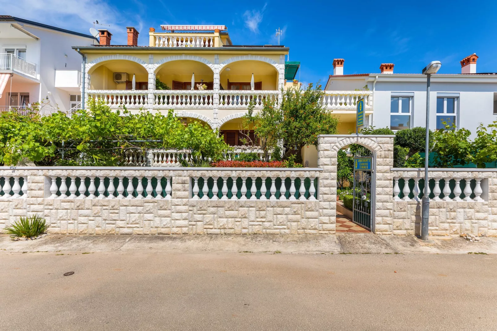 Villa Nada - A1+S2-Outdoor