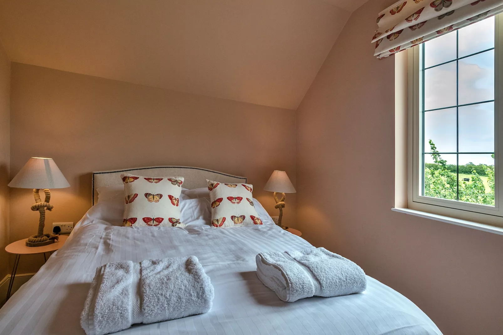 Fox and Hare-Bedroom