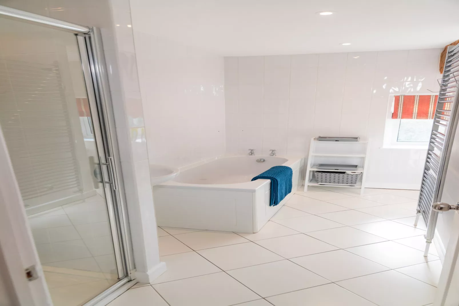 Court Cottage-Bathroom