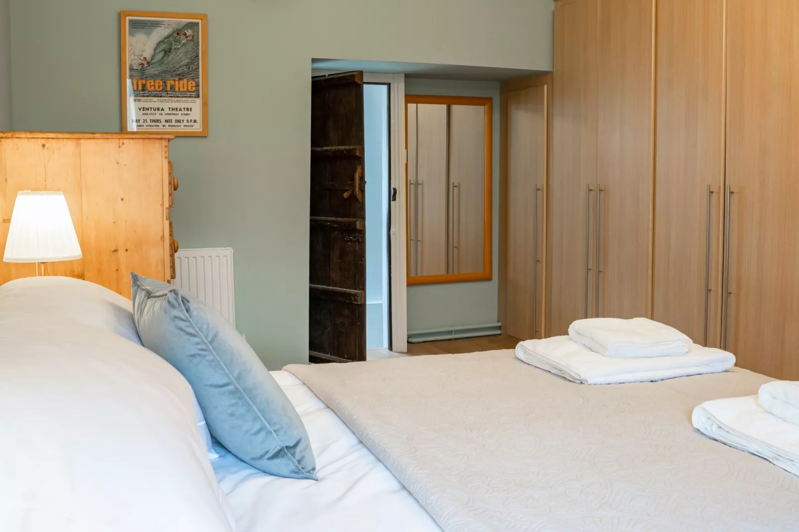 Lower Aylescott Farmhouse-Bedroom