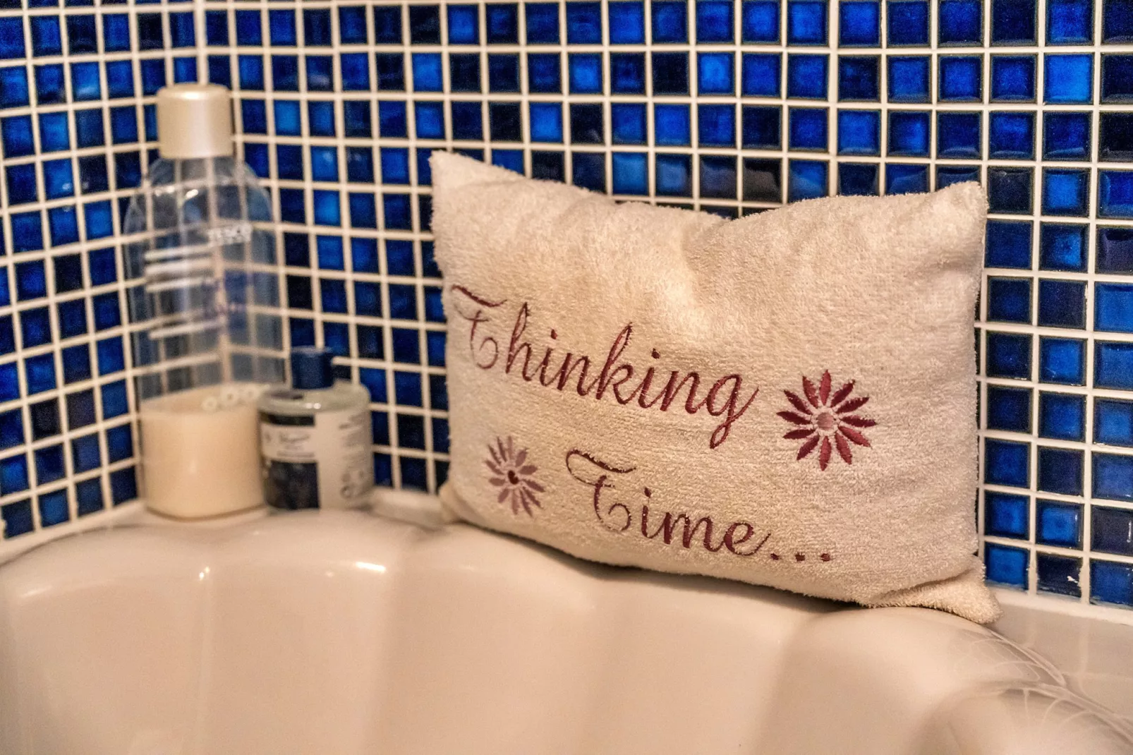 Valley View-Bathroom