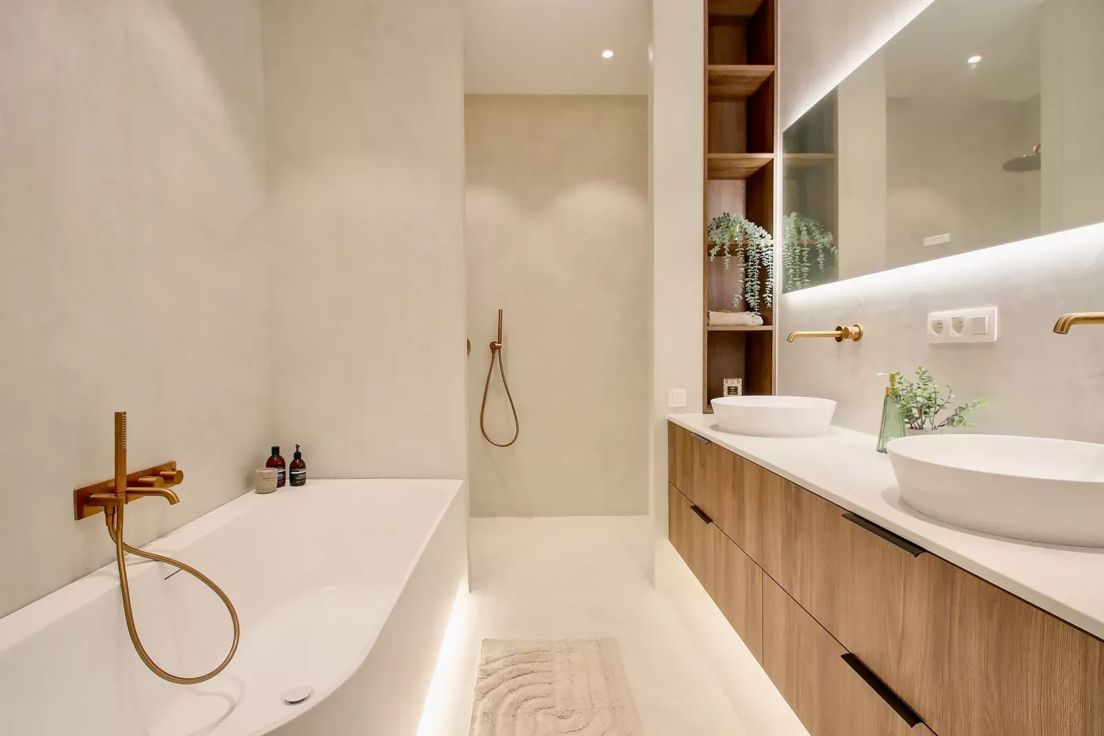 SCORPIO A/B-Bathroom