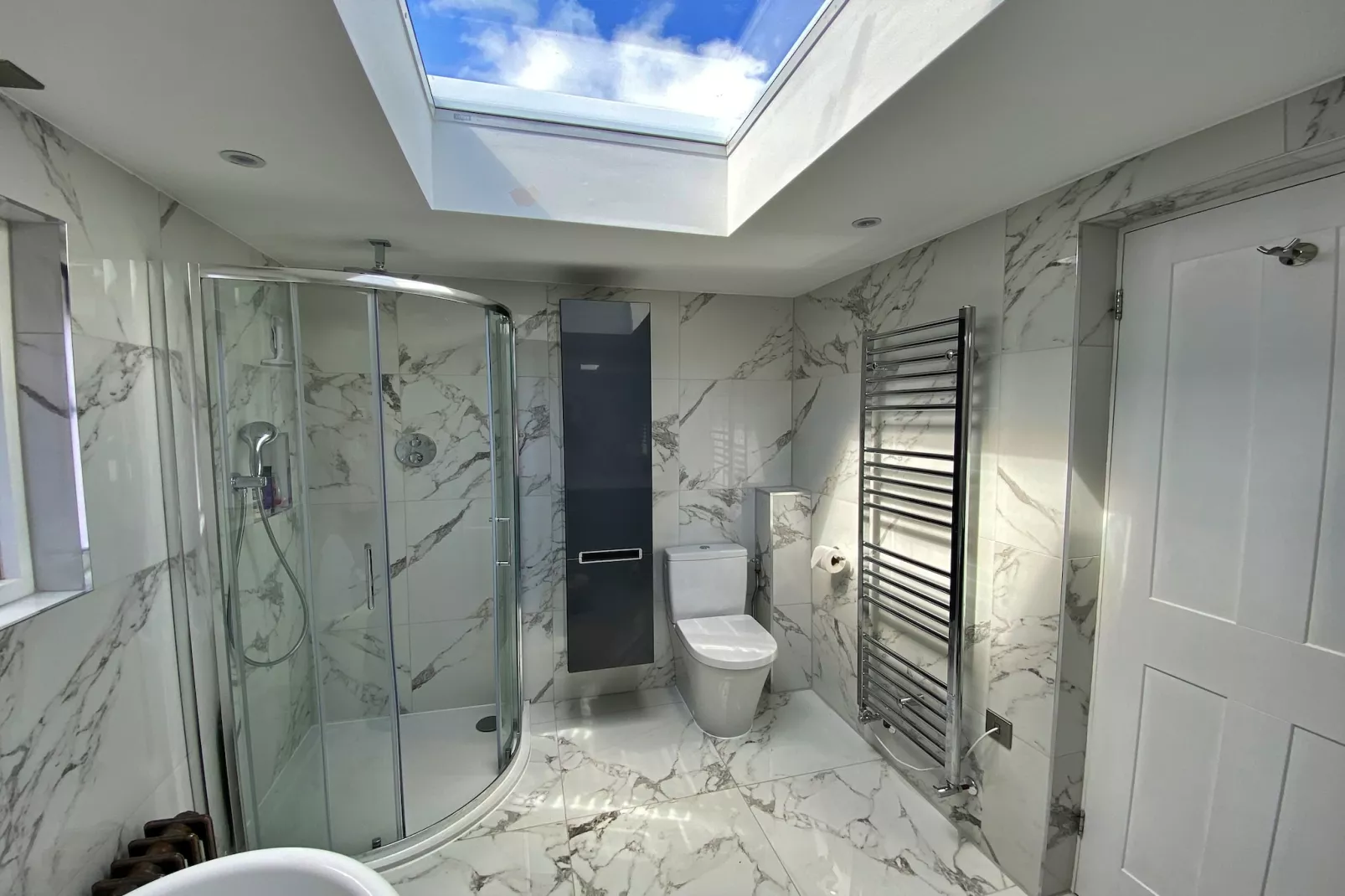 Potters Cottage-Bathroom