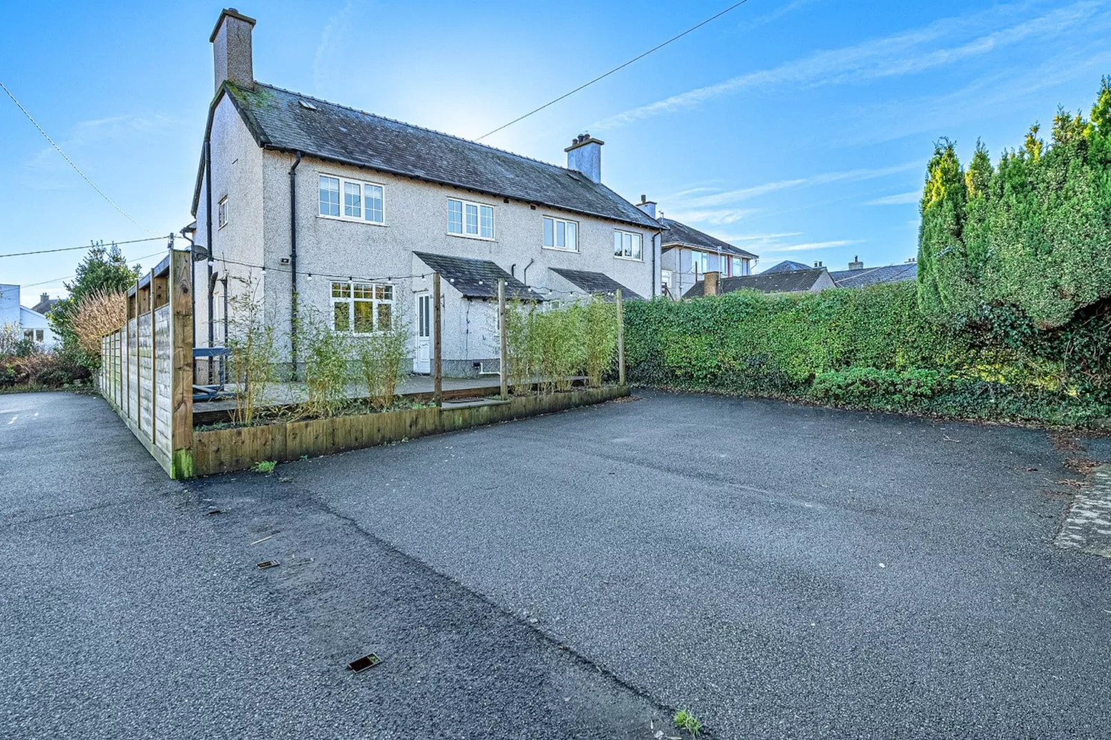 Hillcroft-Outdoor