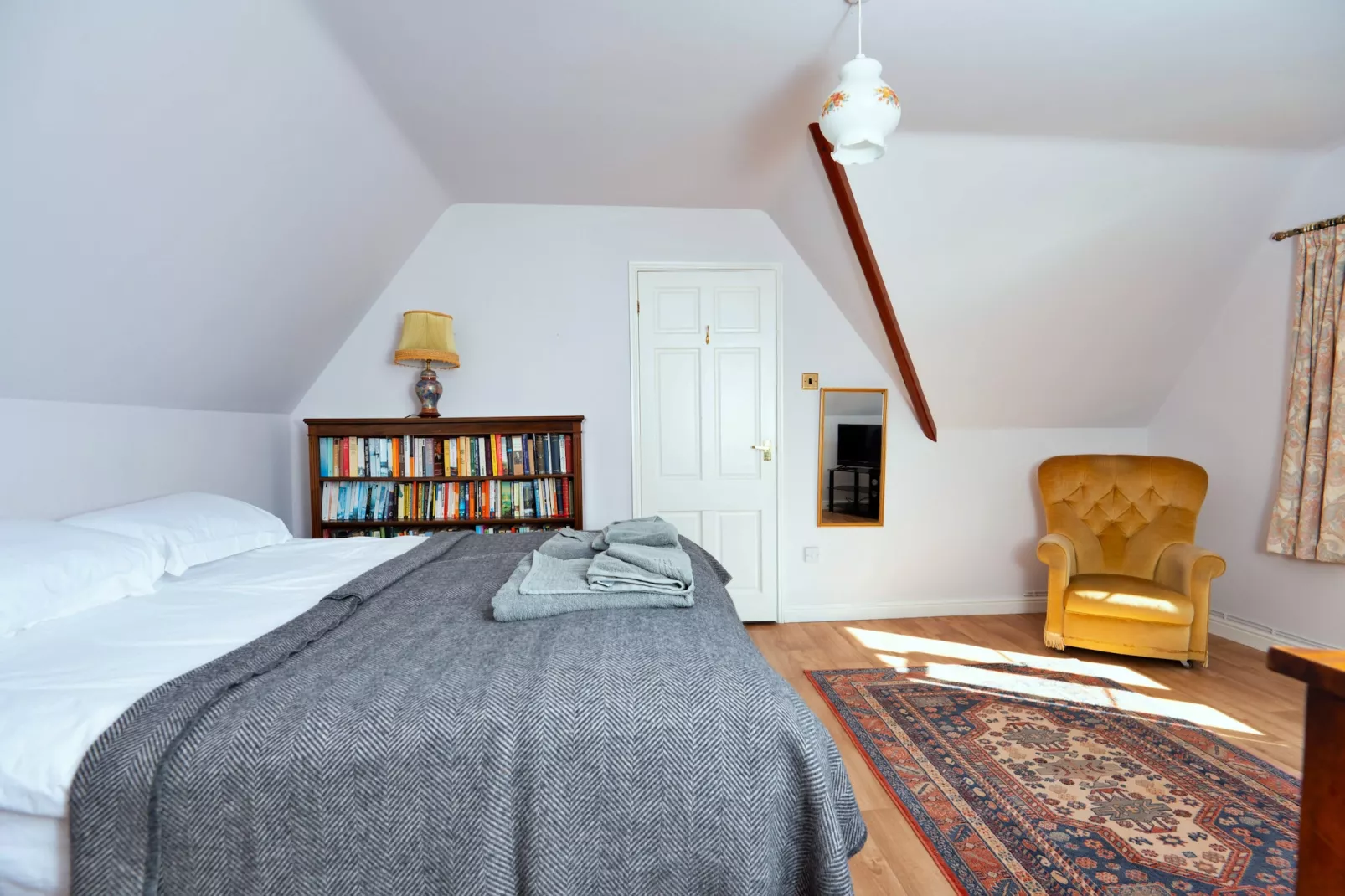 Cwmfron House-Bedroom