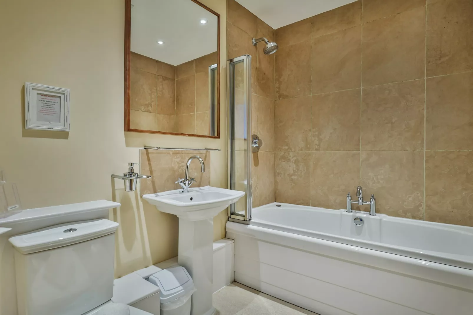 Adventure House-Bathroom
