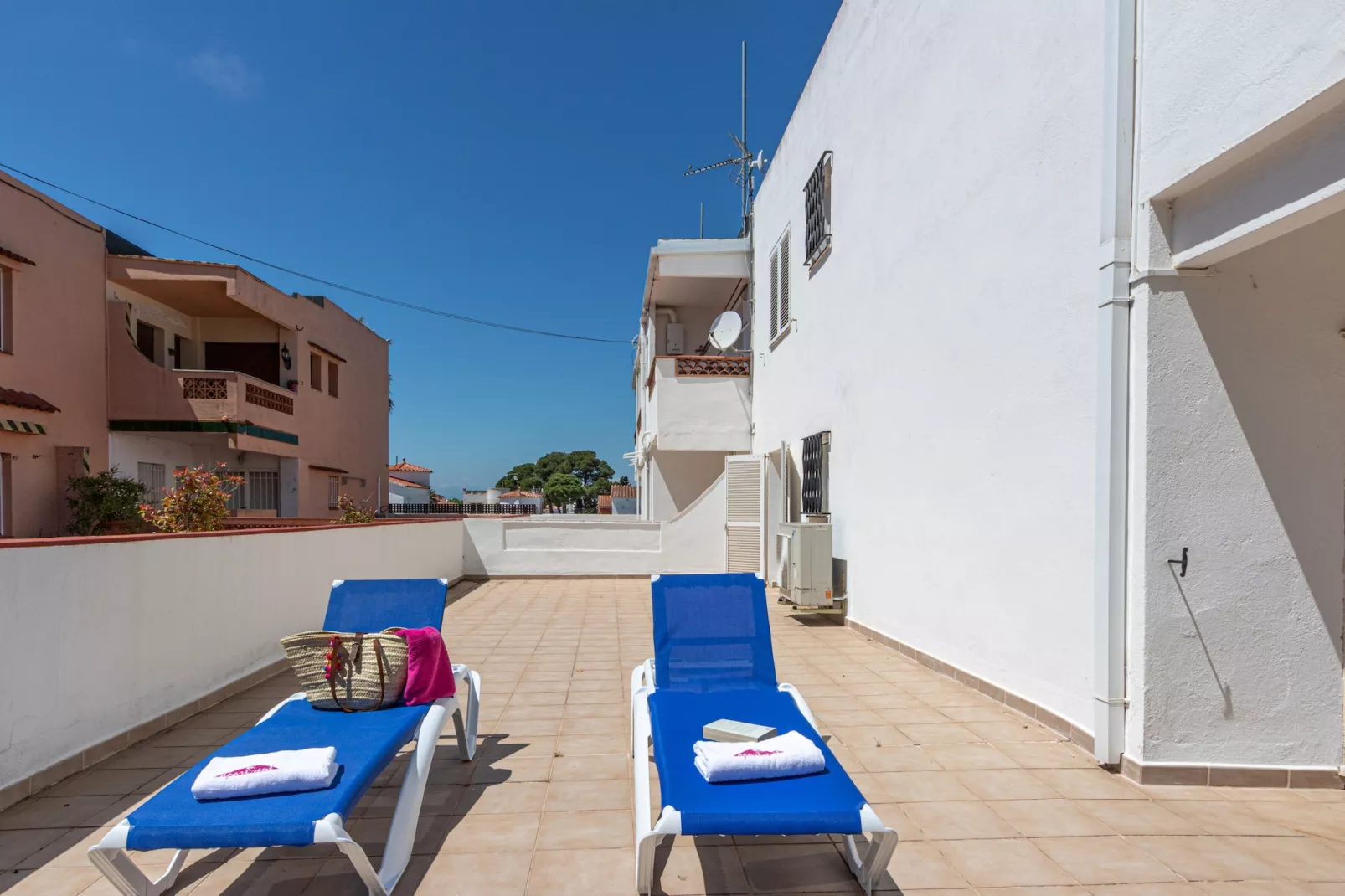 0187-SANT MORI 14 1º 3-Terrasse