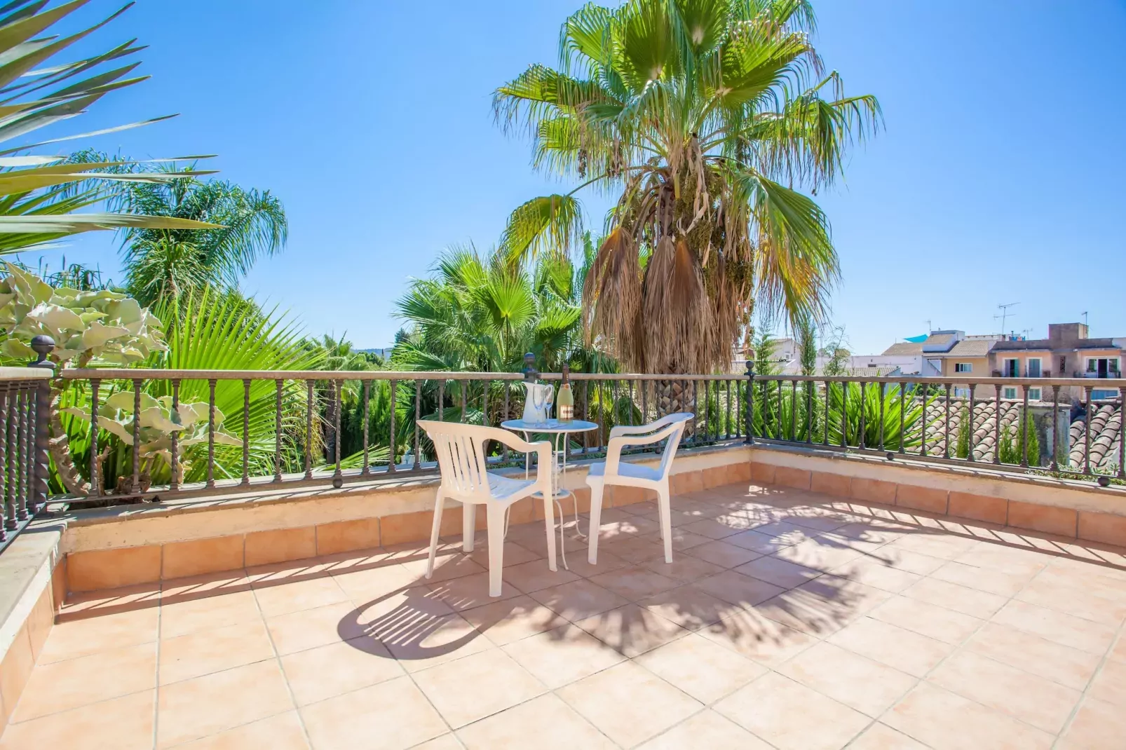 Can Gual-Terrace balcony