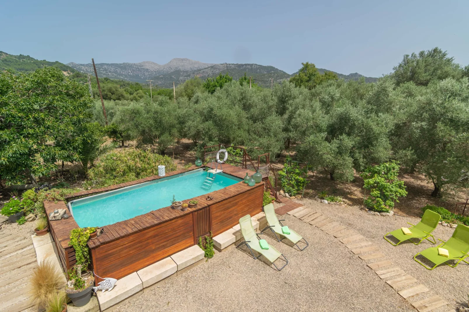 Cas Roig-Exterior summer