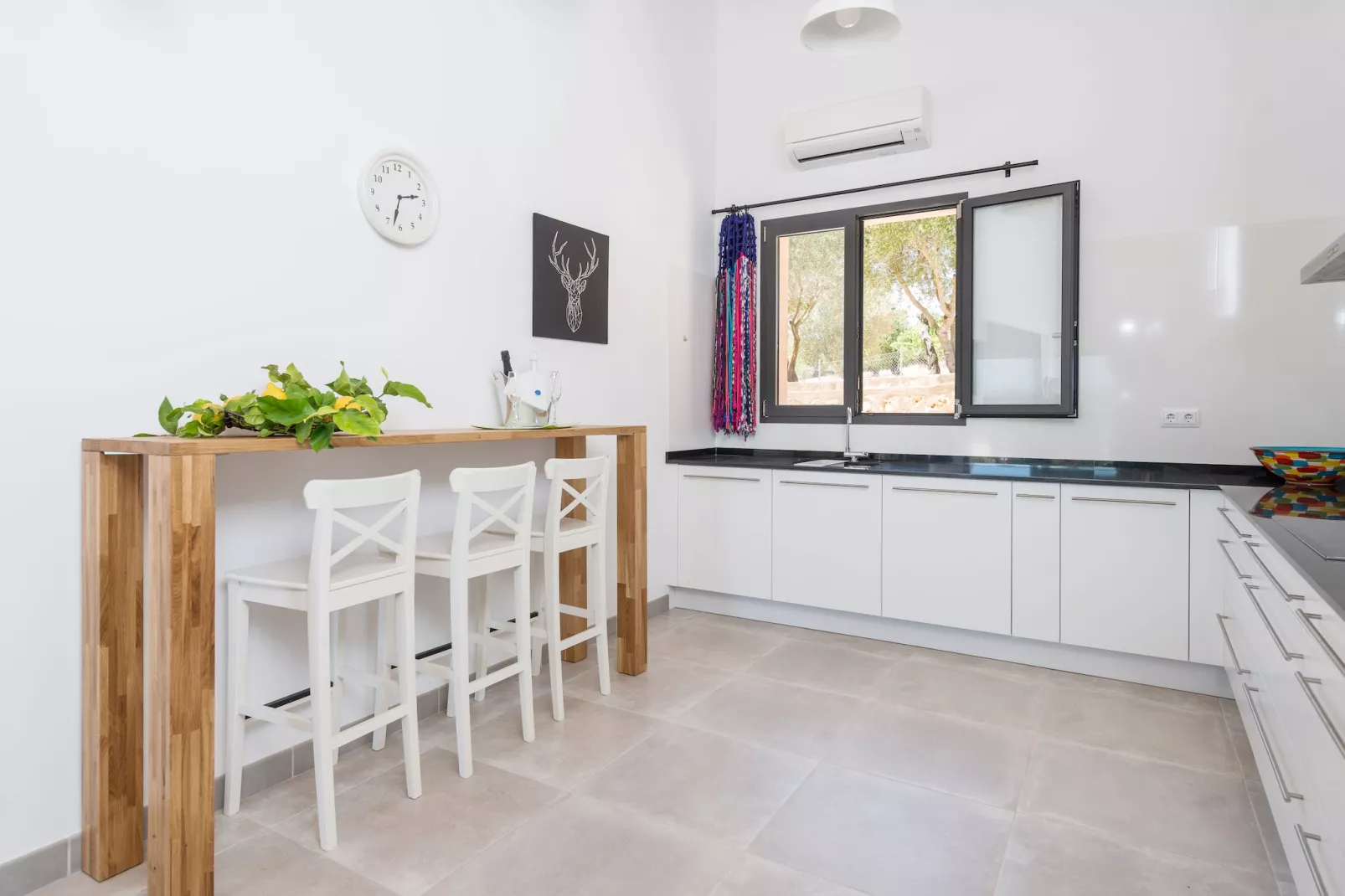 Son Vador-Kitchen