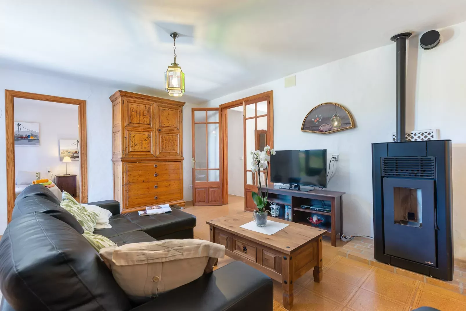 Can Sua-Living room