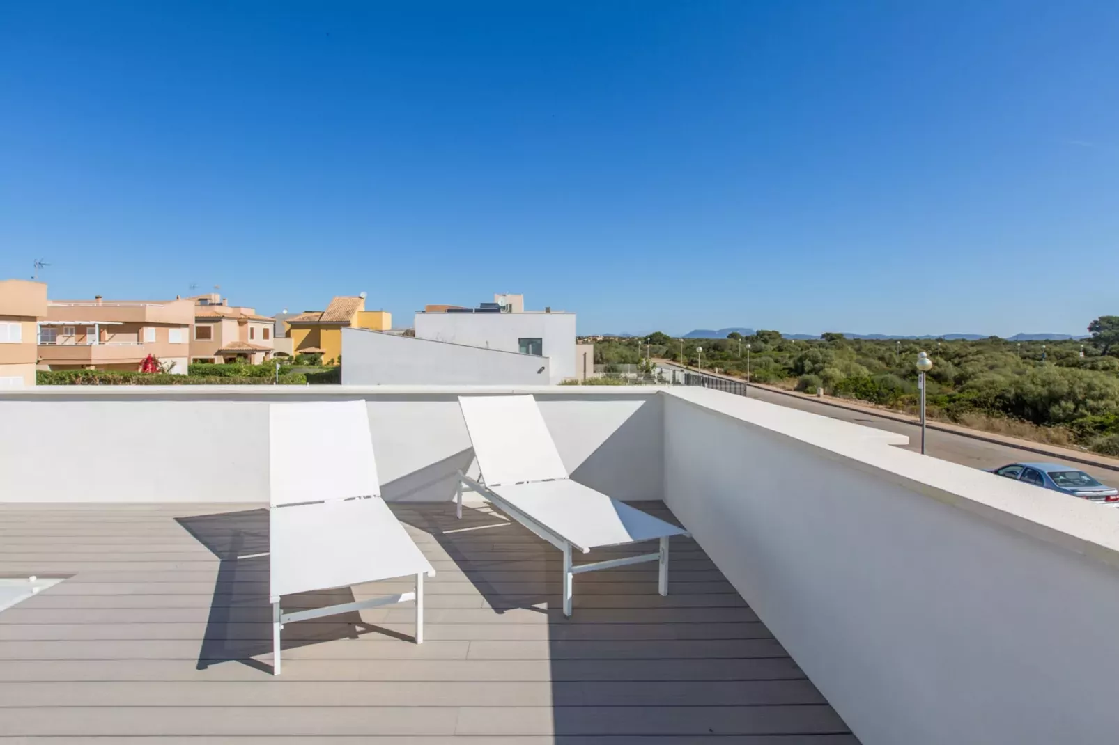 Can BosquerrÓ-Terrace balcony