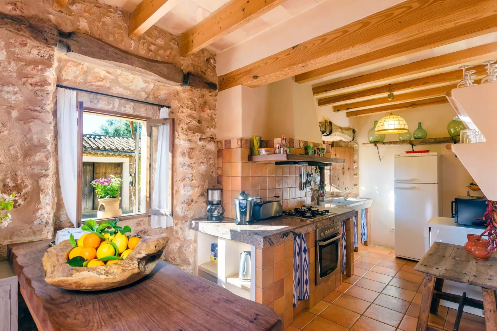 Finca Can Maria Costitx-Kitchen