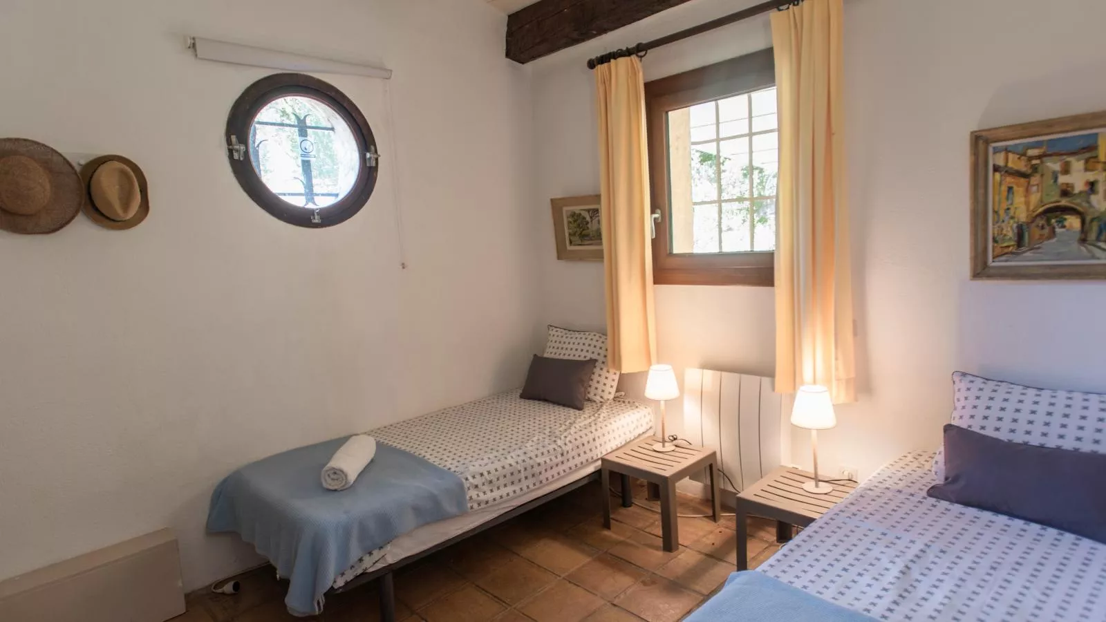 Entre les vignes-Bedroom