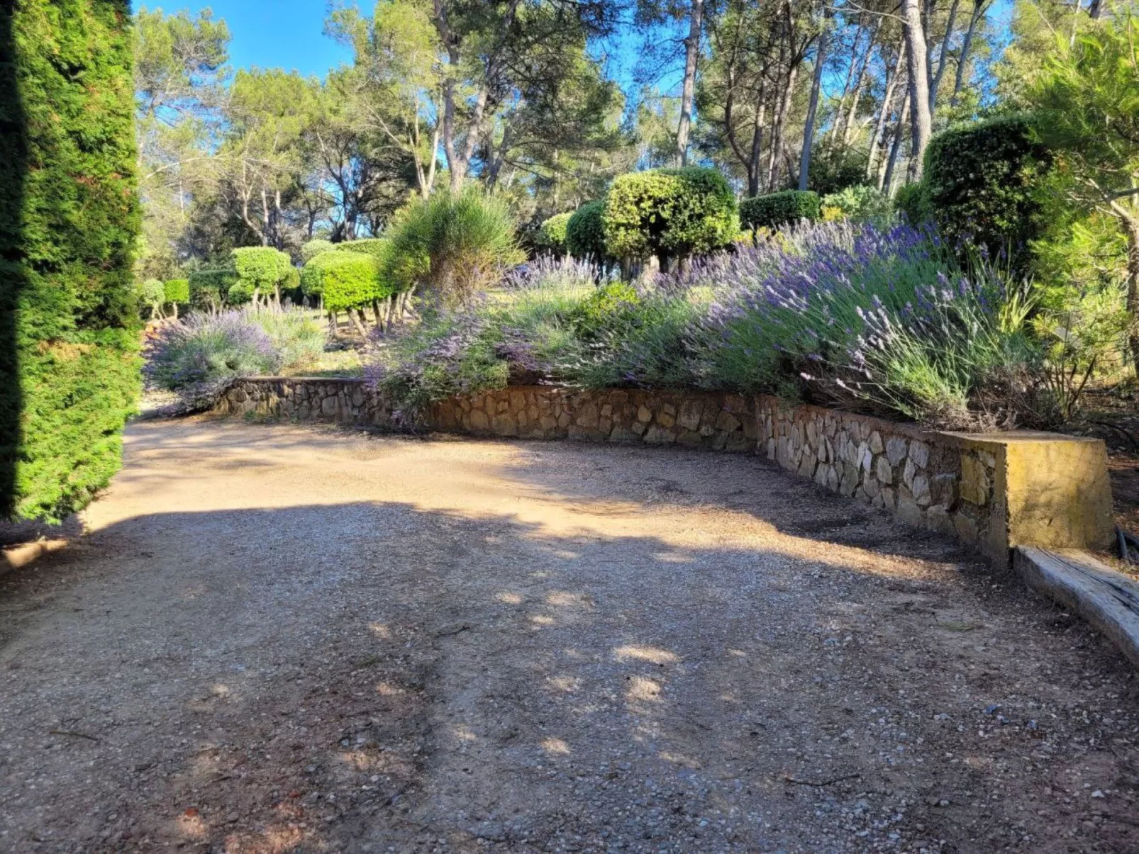 Villa au coeur de la Foret-Outside