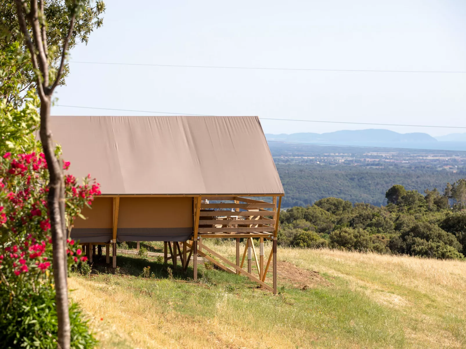Glampingtent Minerva-Draußen