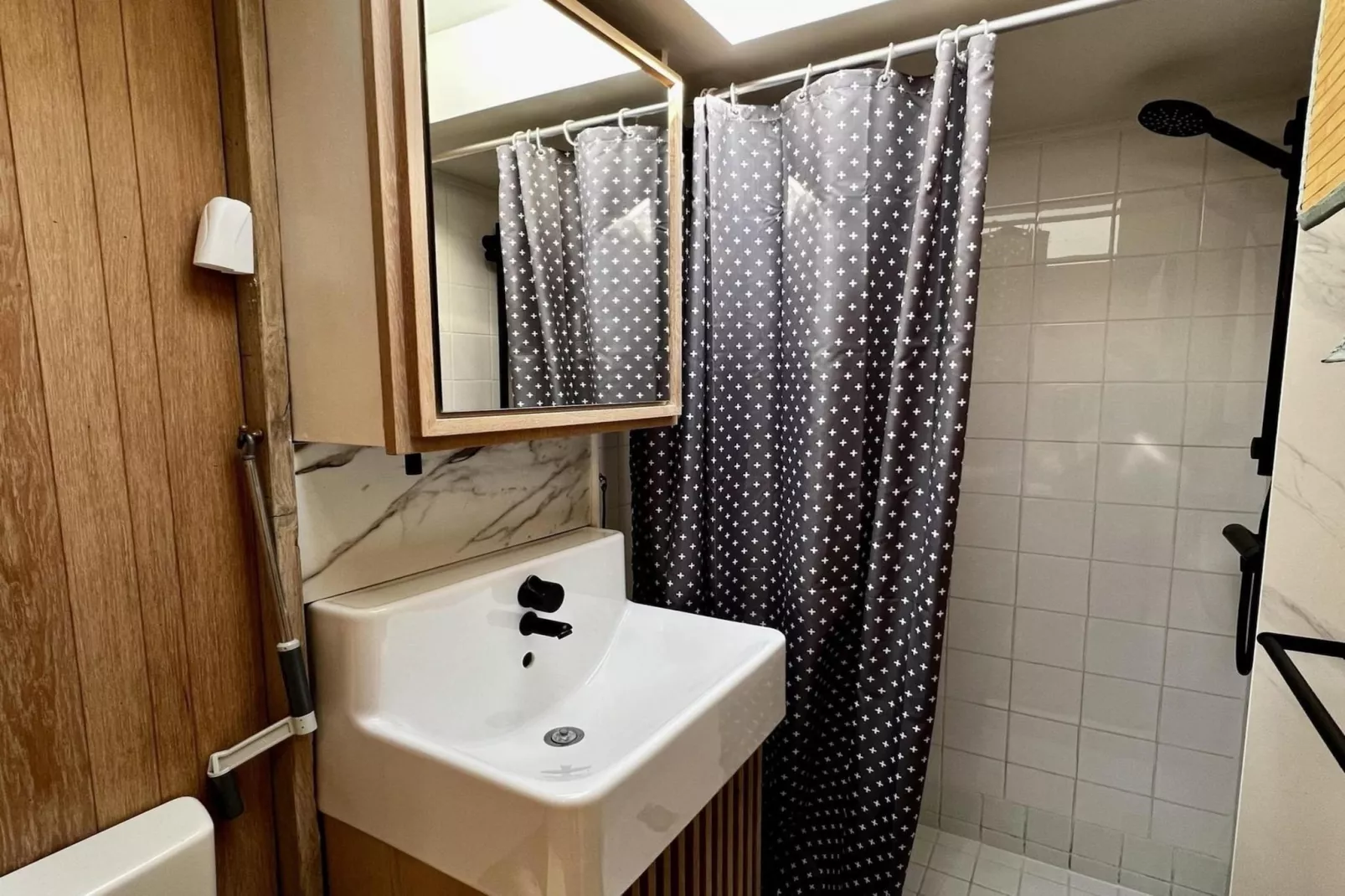 Campanula 189-Badezimmer