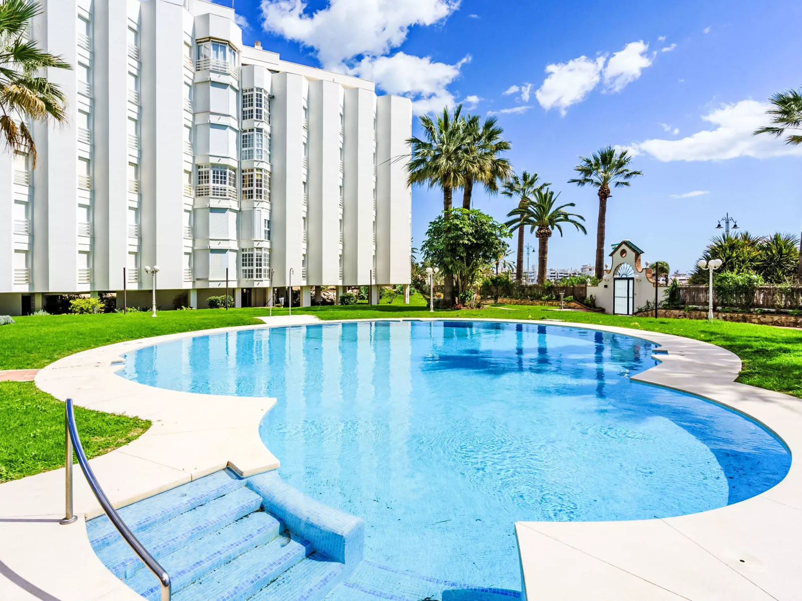 Residencial Marina-Draußen