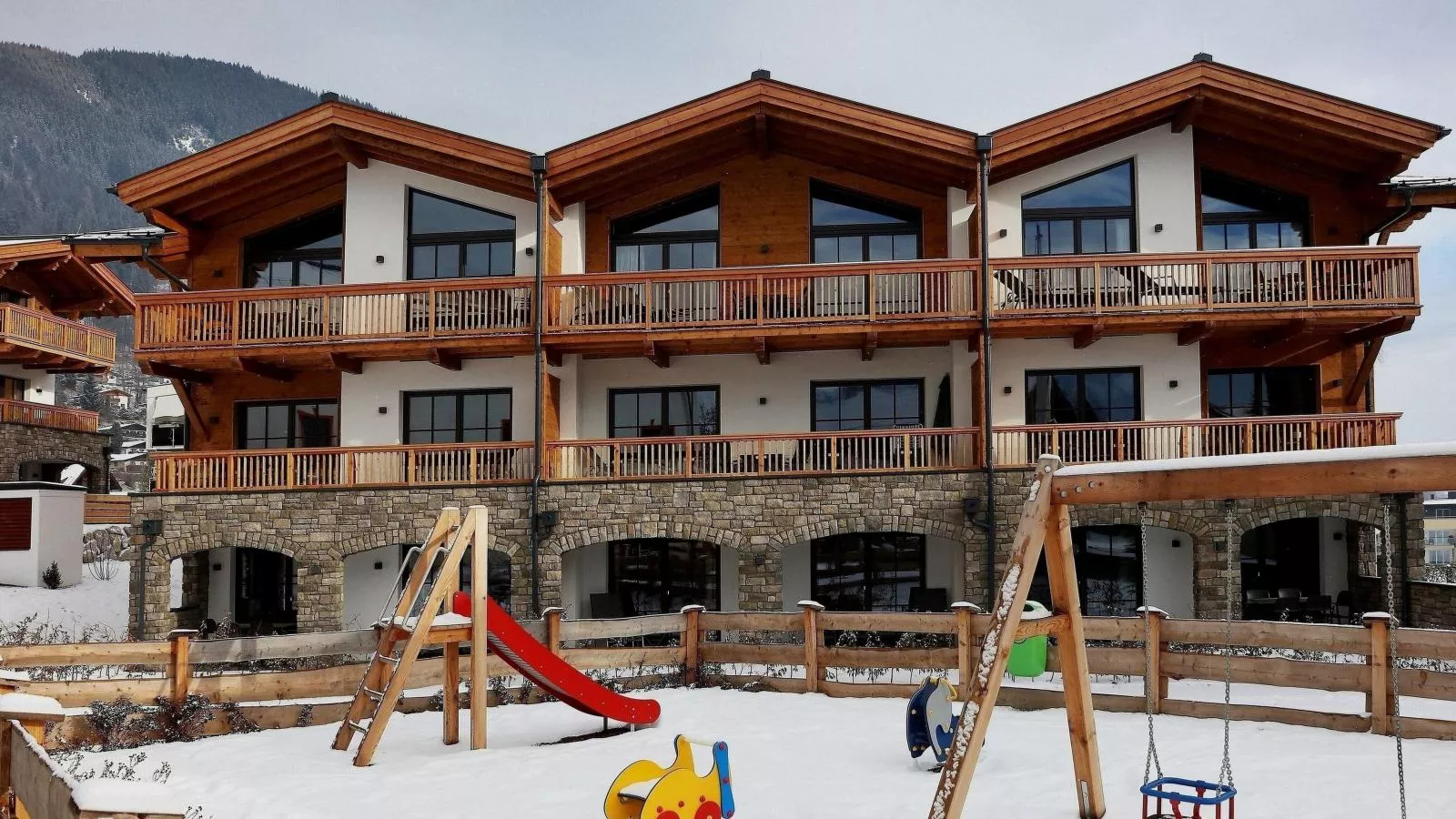 Tauern Suites Mitterwirt TOP 222-Außenbereich Winter