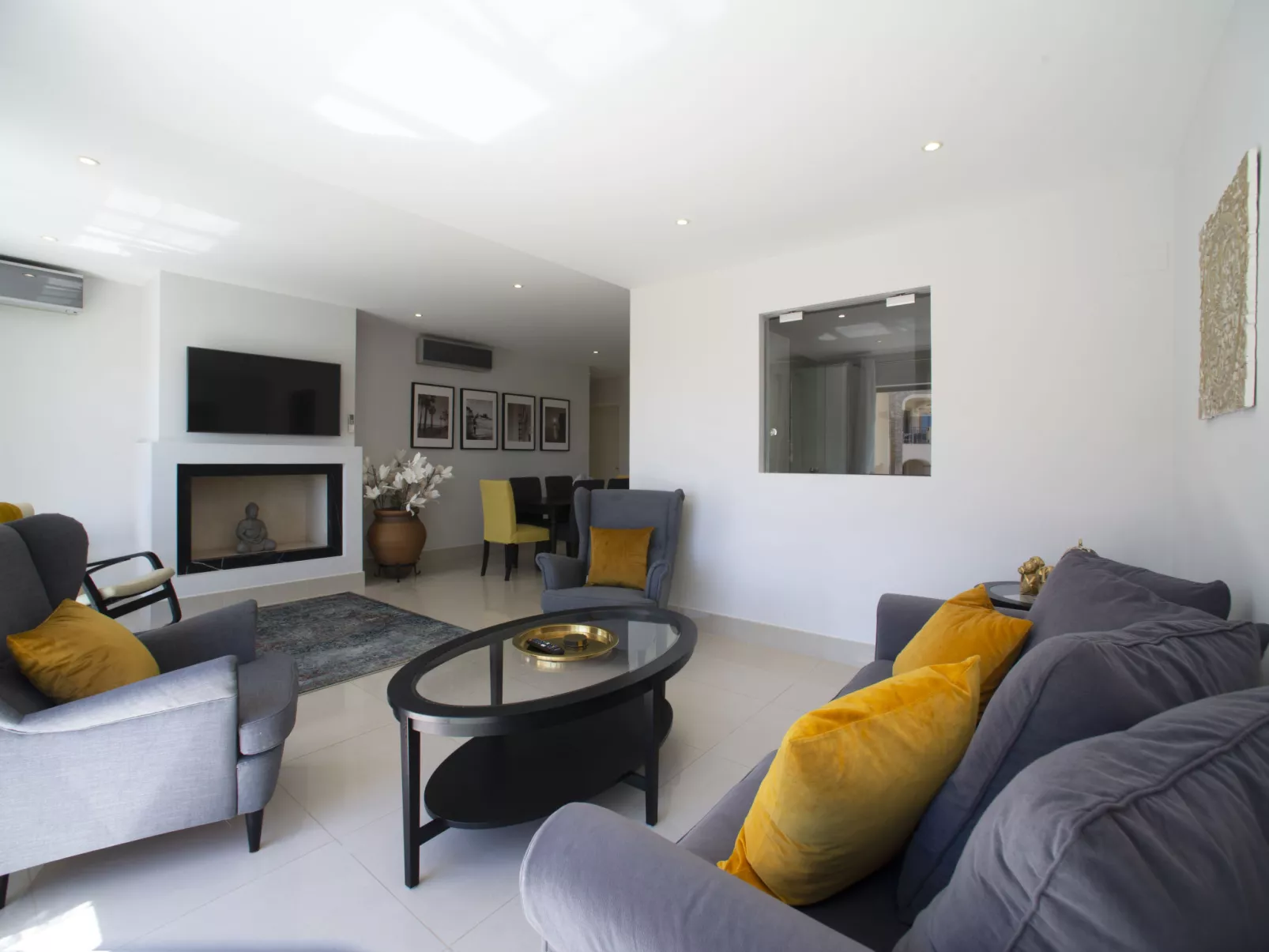 Pine Hills Ambar-Inside