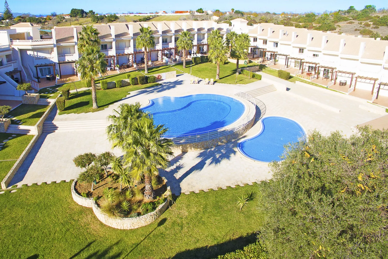 Townhouse Mar 1-Areas summer 1km