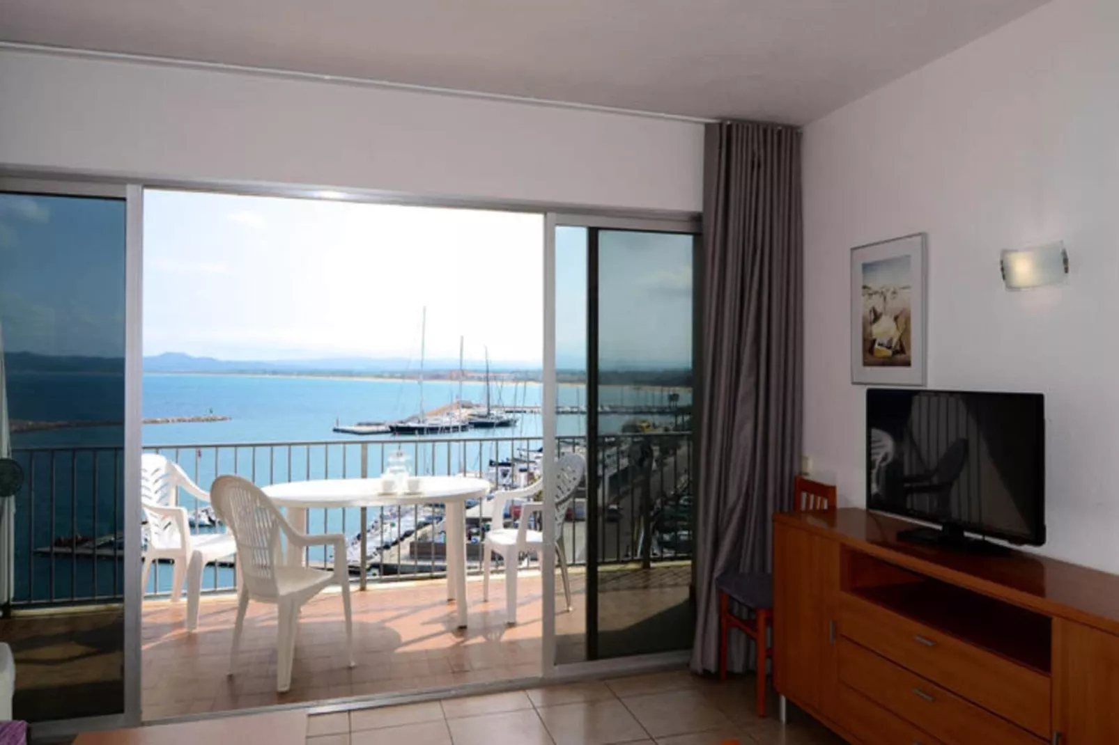 Appartements à L'Estartit-Außenbereich Sommer