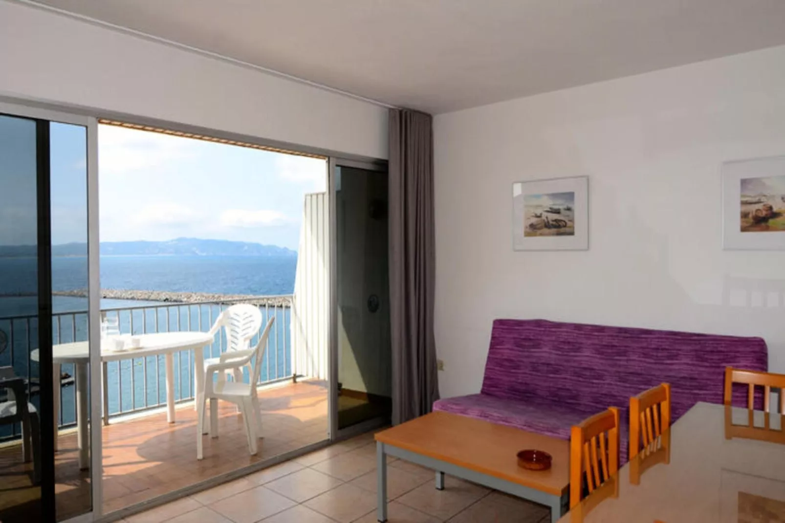 Appartements à L'Estartit-Exterior summer