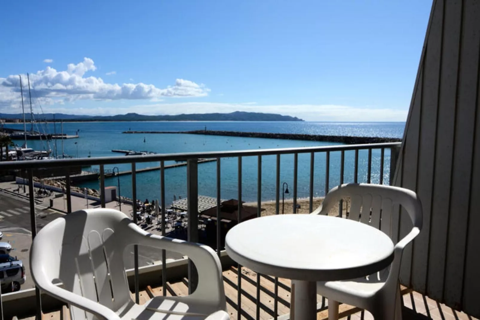 Studio à L'Estartit-Terrassenbalkon