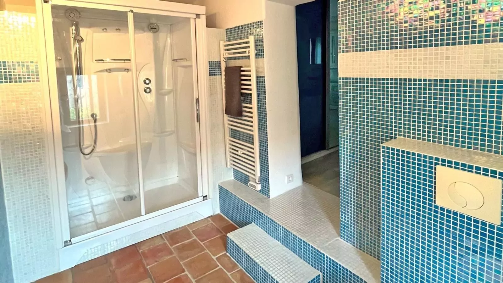 Bastide St John-Bathroom
