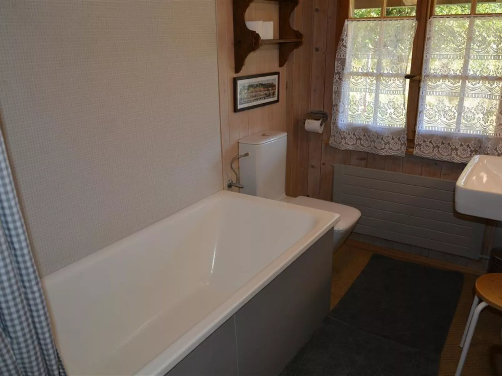 La Ruche, Chalet-Inside