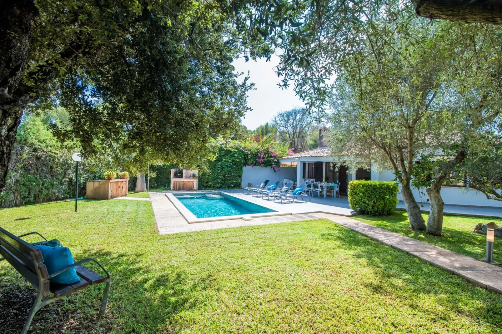 Casa Pequeña-Outdoor