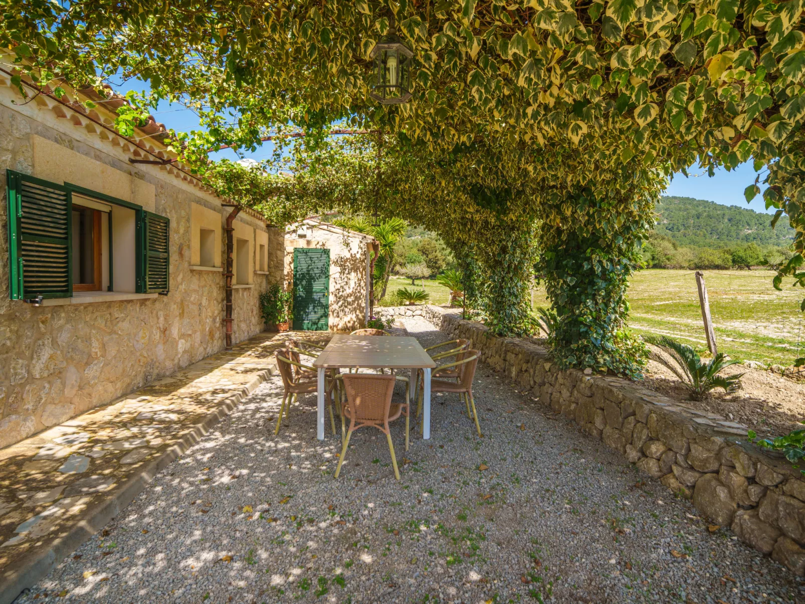 Paratge de Fangar-Outside