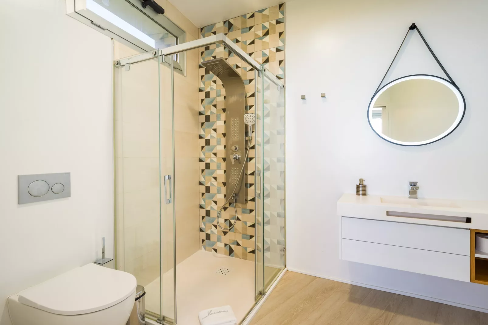 CASA JOVIANO-Bathroom